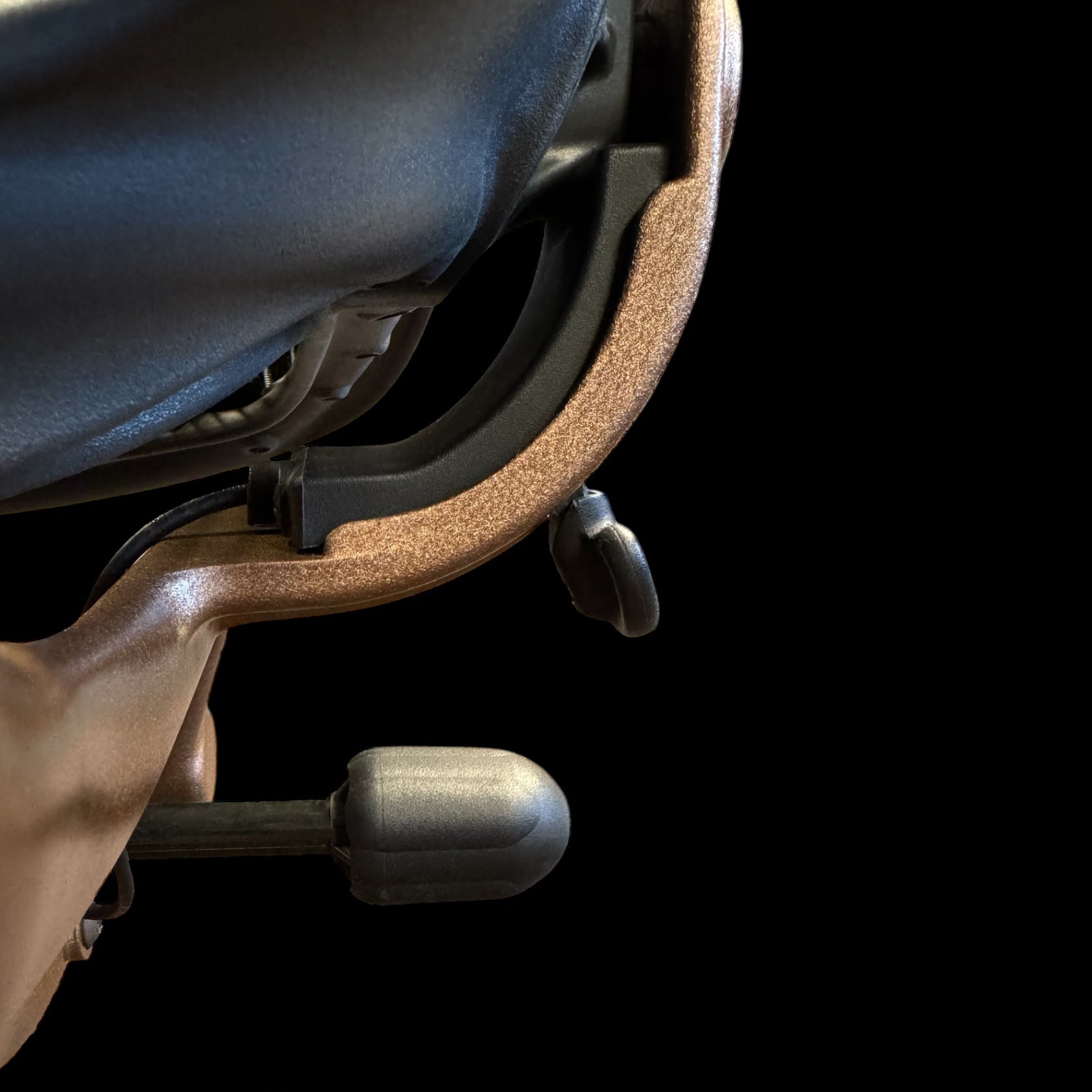 Gereviseerde Herman Miller Aeron-stoel Classic (Custom Oro Elios)