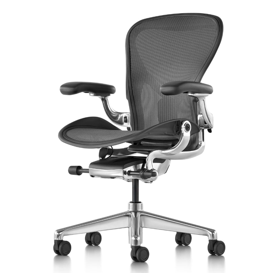 Herman Miller Aeron Remastered gepolijst aluminium gereviseerd