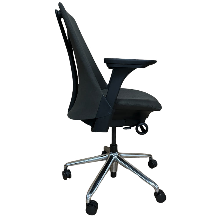 Gereviseerde Herman Miller Sayl met volledige opties